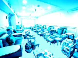ladies-salon-training-beauty-center-in-umm-suqeim-jumeirah-dubai-for-sale-with-khda-license